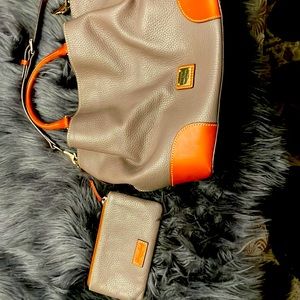 Dooney and Bourke brenna bag.